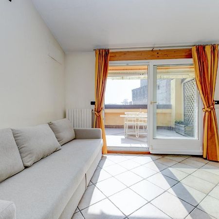 Sunset Apartment Home & Terrace Sirmione Eksteriør billede
